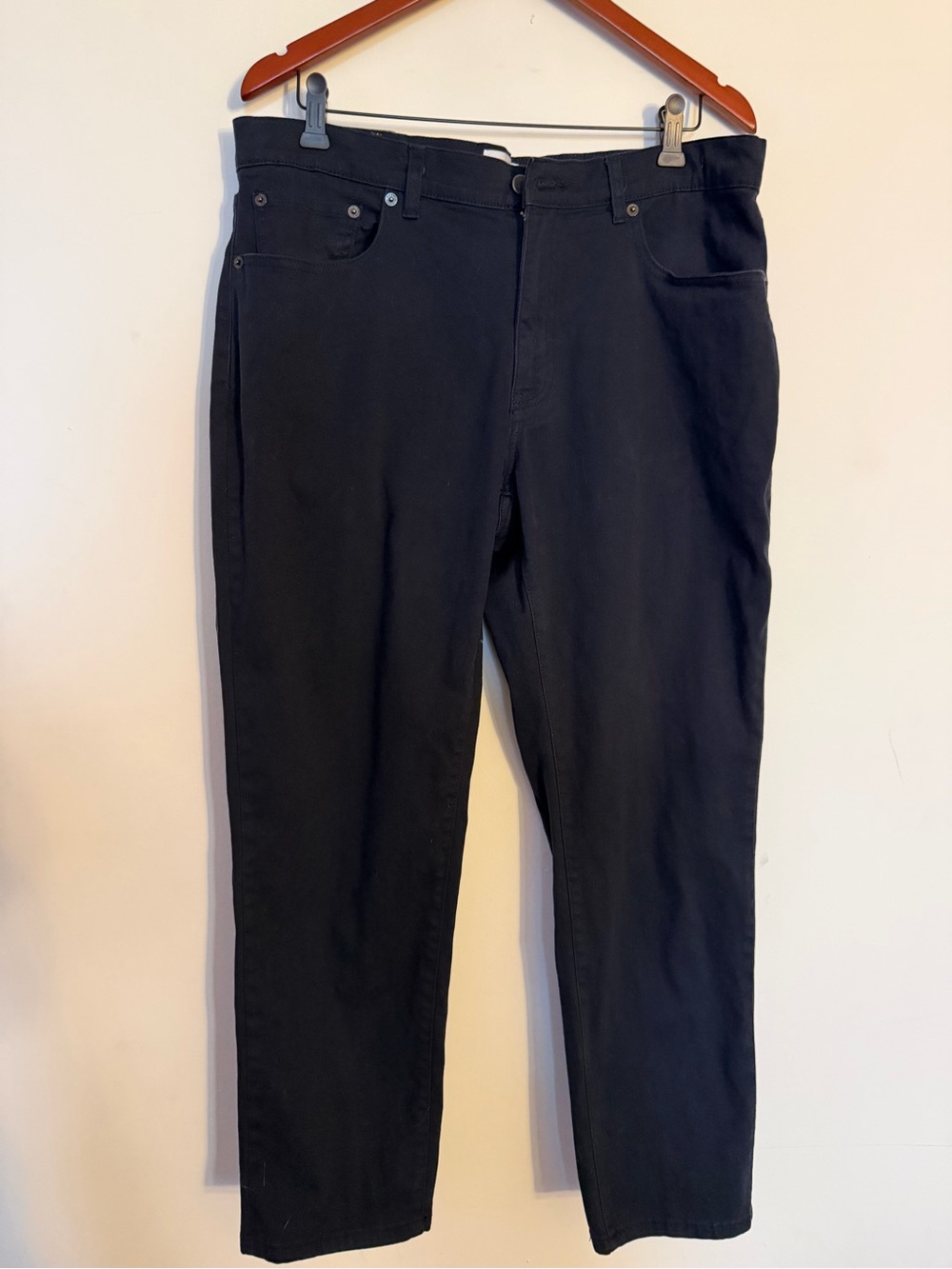 Relaxed Black Men's Jeans - Classic Everyday Style
